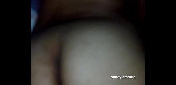  Enorme pata de camello ( cameltoe ) de los labios vaginales de Sandy Candela